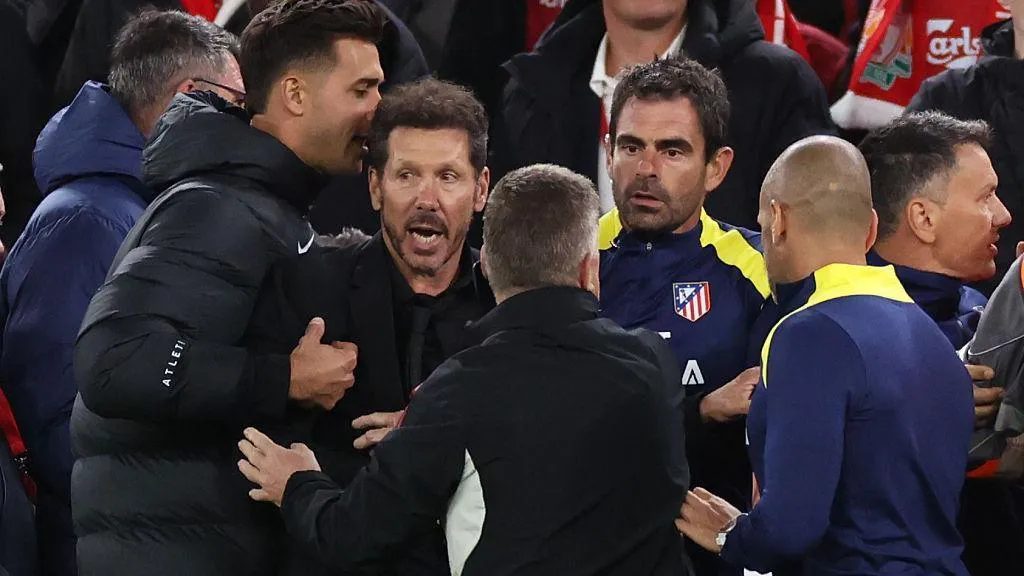 Simeone Shares Apology After Confrontation with Anfield Spectators