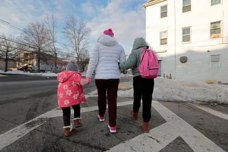 Courts Decide Opposing White House on Deporting Guatemalan Minors and Venezuelans