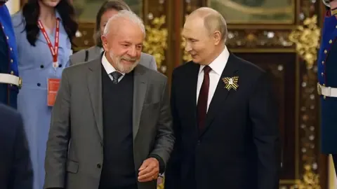 Brazil’s Leader Luiz Inácio Lula da Silva States There Is Zero Ties With Former US President Trump