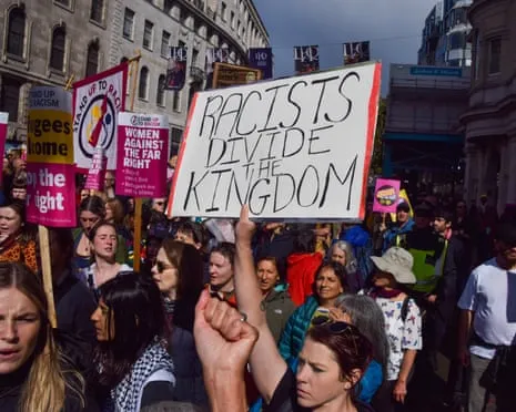 UK Confronts 'Fight of Modern History' After Far-Right Rally, States Keir Starmer